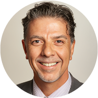 Dr. Carnavali